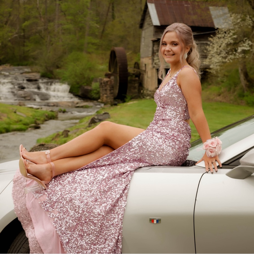 Prom dress size 4